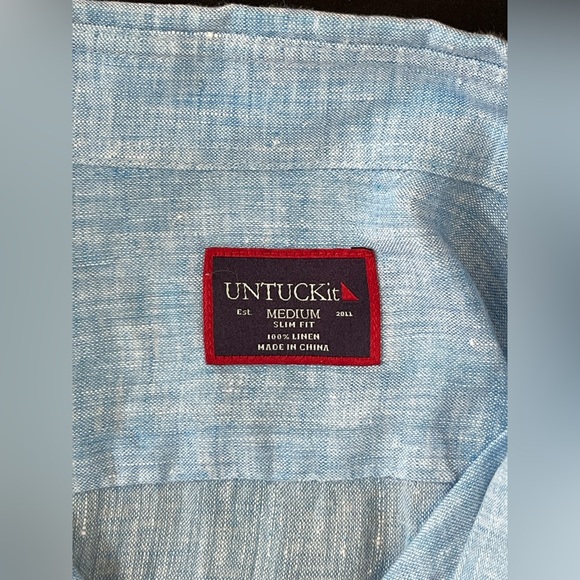 UNTUCKit Men’s 100% Linen Sky Blue Long Sleeve Button down. Slim Fit Medium - Picture 10 of 10